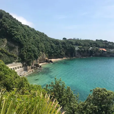 Hébergement de vacances Vener Vista Mare - Il Tuo Rifugio Con Giardino, Posto Auto E Inclusa *