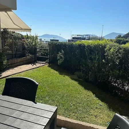 Dom wakacyjny Vener Vista Mare - Il Tuo Rifugio Con Giardino, Posto Auto E Inclusa