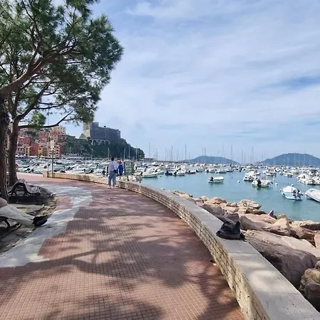 Dom wakacyjny Vener Vista Mare - Il Tuo Rifugio Con Giardino, Posto Auto E Inclusa *