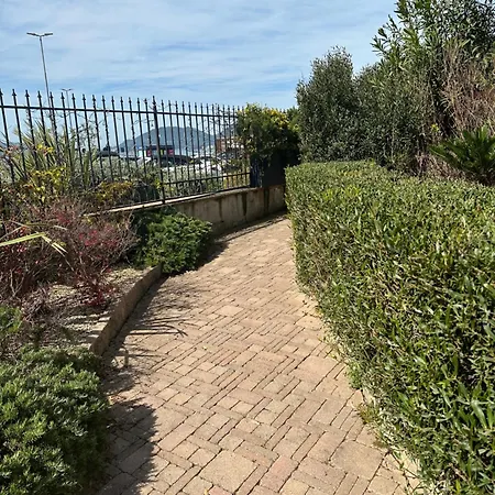 Vener Vista Mare - Il Tuo Rifugio Con Giardino, Posto Auto E Inclusa *